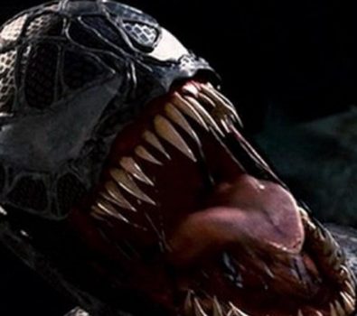 trailer venom español